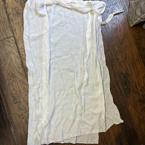 Cover up Women White Long Skirts for Women Cover up Skirt Open  size L <<158>> - Picture 3 of 4